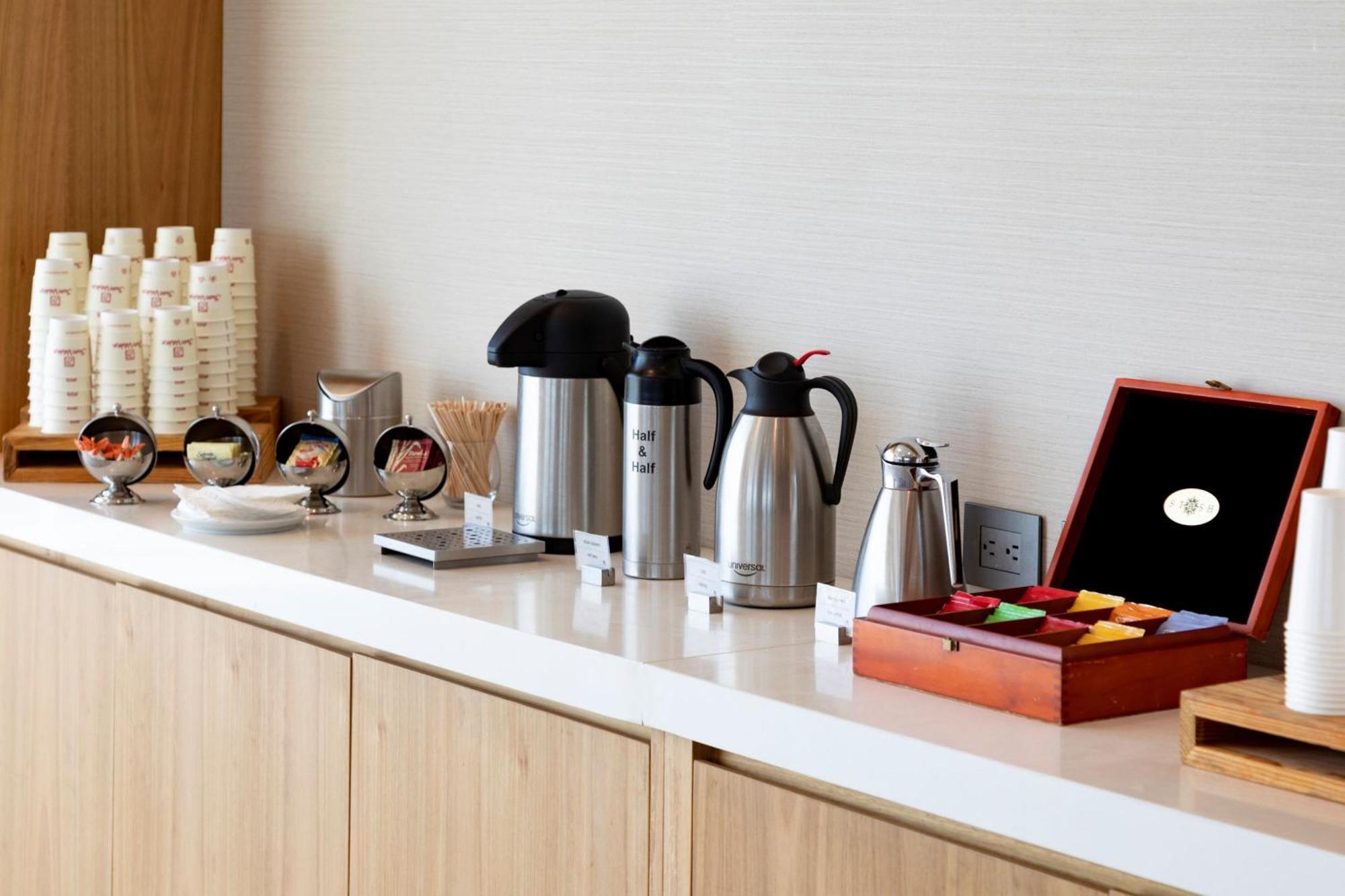 睡眠海滩圣玛尔塔万豪度假村 外观 照片 Vacuum flasks