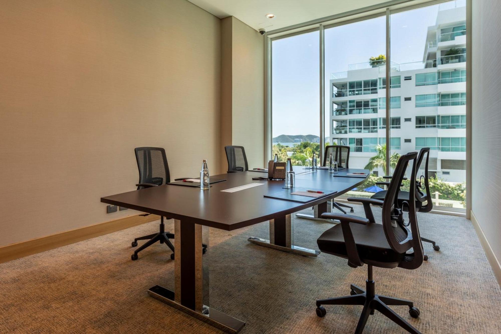 睡眠海滩圣玛尔塔万豪度假村 外观 照片 Meeting room at the hotel